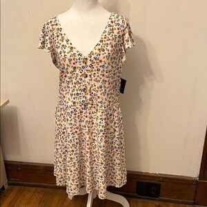 Fortune + Ivy floral V neck flutter sleeve dress Size XL New